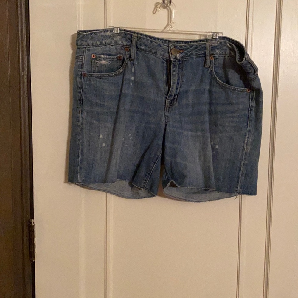 American Eagle Outfitters denim shorts
